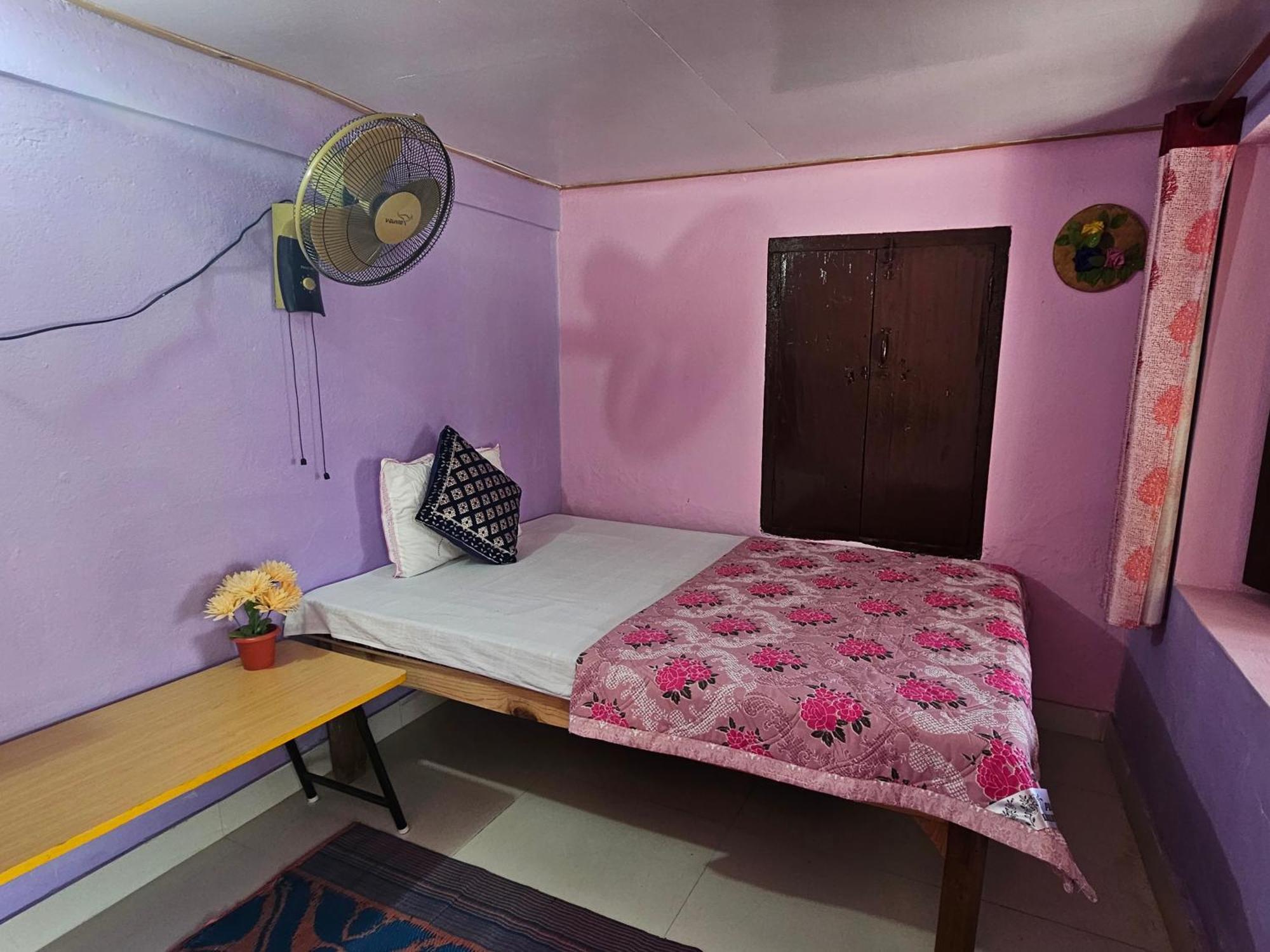 Katyuri Kings Divine Stay- Babaji'S Cave Dwarahat Quarto foto